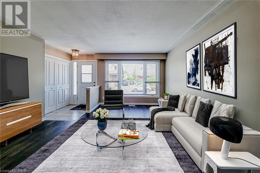 77 Kenilworth Avenue S Unit# Upper, Hamilton, Ontario L8K 2T1 - Photo 2 - XH4203243