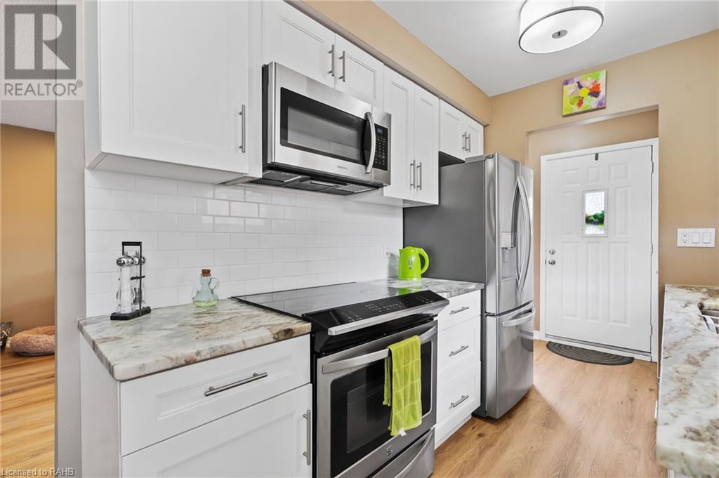 54 Runcorn Street, St. Catharines, Ontario L2M 1N8 - Photo 9 - XH4203262