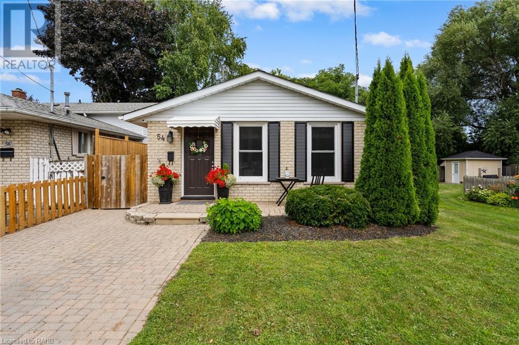 54 Runcorn Street, St. Catharines, Ontario L2M 1N8 - Photo 3 - XH4203262