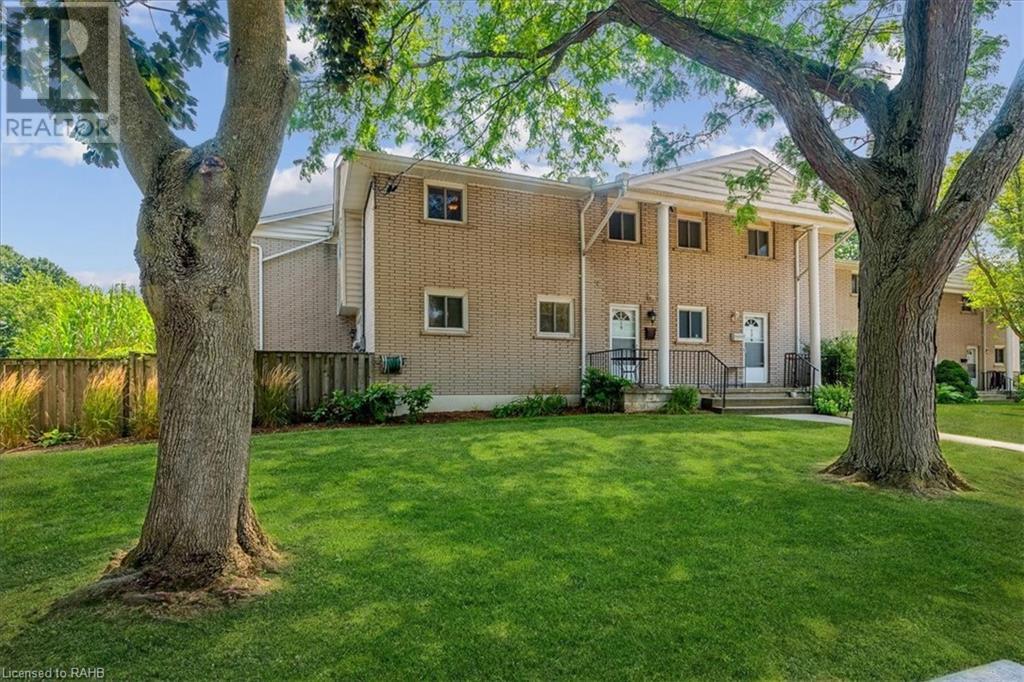 11 COLMAR Place Unit# 19, dundas, Ontario