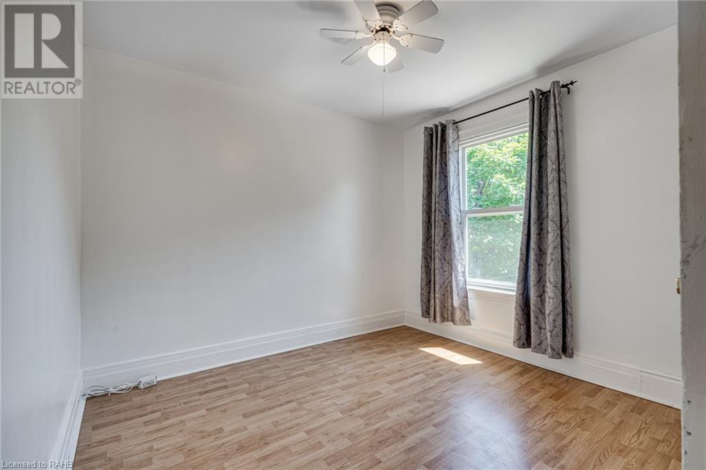 167 Balsam Avenue S, Hamilton, Ontario L8M 3B7 - Photo 8 - XH4203326