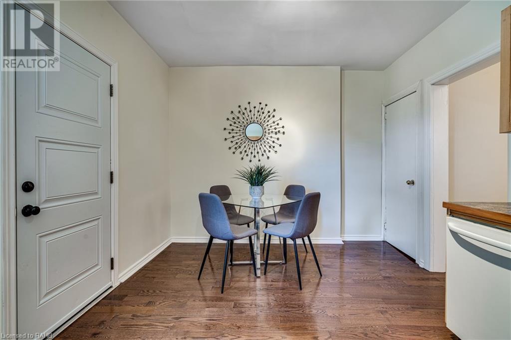 167 Balsam Avenue S, Hamilton, Ontario L8M 3B7 - Photo 6 - XH4203326