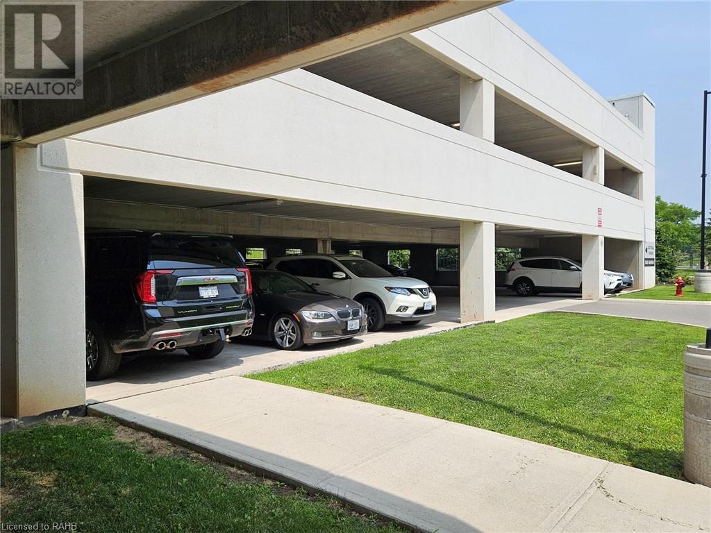 5045 Mainway Unit# 216, Burlington, Ontario  L7L 5Z1 - Photo 3 - XH4203338