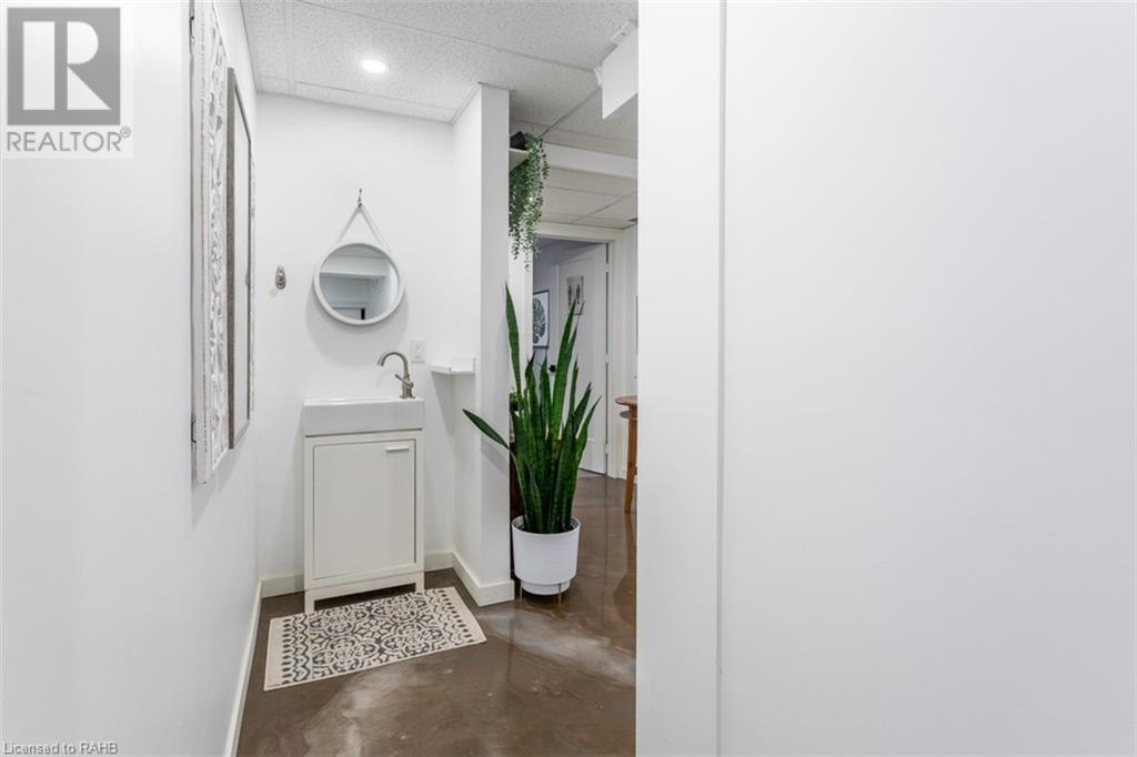 3710 Main Street Unit# 101, Niagara Falls, Ontario  L2G 6B1 - Photo 30 - XH4203366