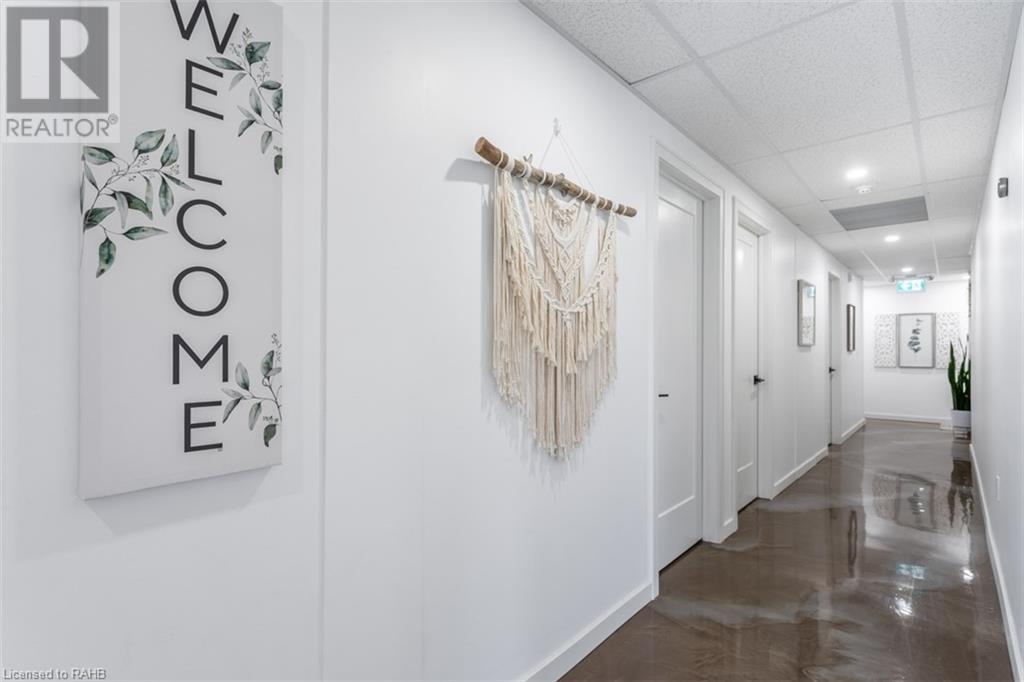 3710 Main Street Unit# 101, Niagara Falls, Ontario  L2G 6B1 - Photo 15 - XH4203366