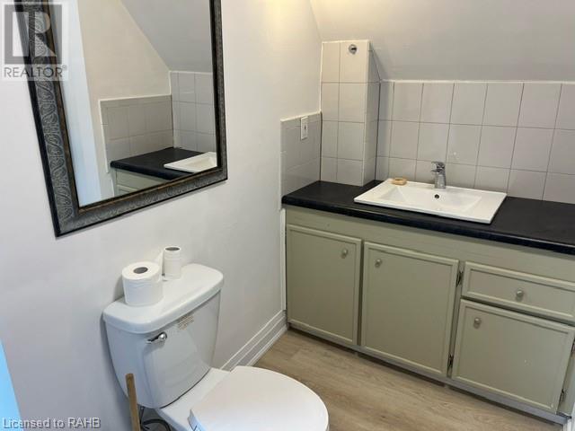 2 Undermount Avenue Unit# 4, Hamilton, Ontario L8P 3Z6 - Photo 7 - XH4203474