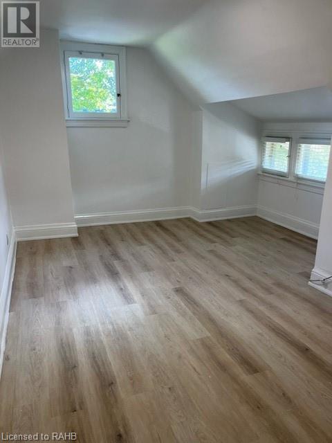 2 Undermount Avenue Unit# 4, Hamilton, Ontario L8P 3Z6 - Photo 8 - XH4203474