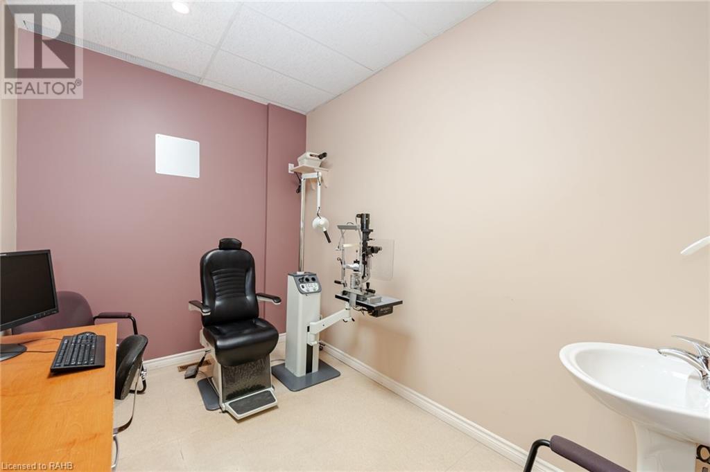 536 Concession Street, Hamilton, Ontario  L8V 1A6 - Photo 18 - XH4203556