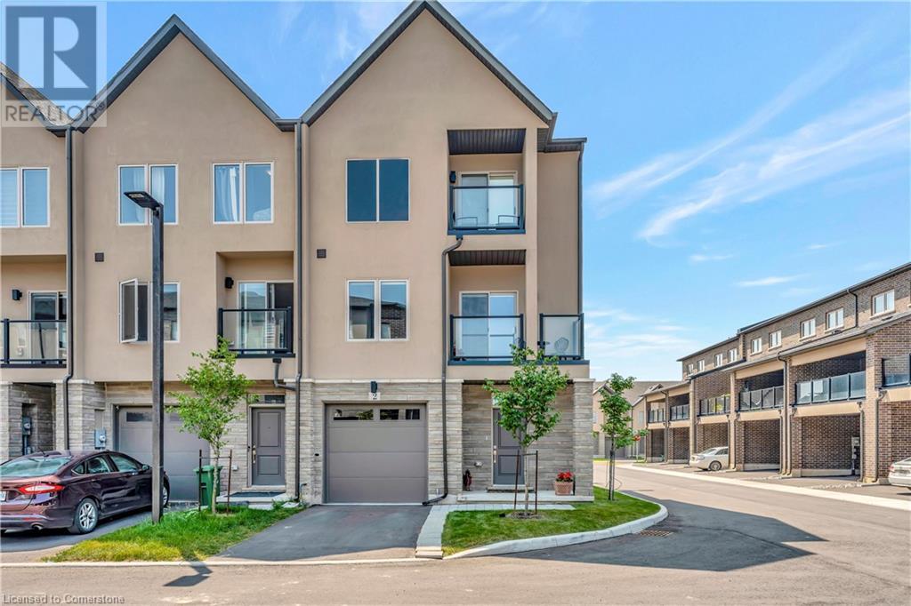 2 RASPBERRY Lane, mount hope, Ontario