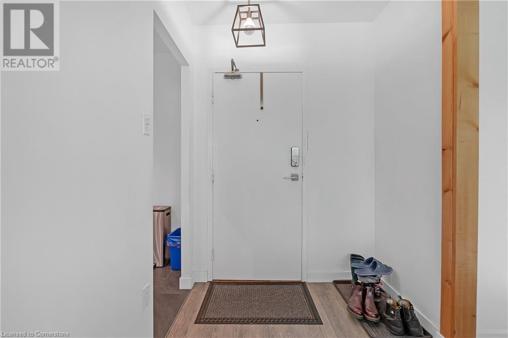 1964 Main Street W Unit# 401, Hamilton, Ontario  L8S 1J5 - Photo 7 - XH4204672