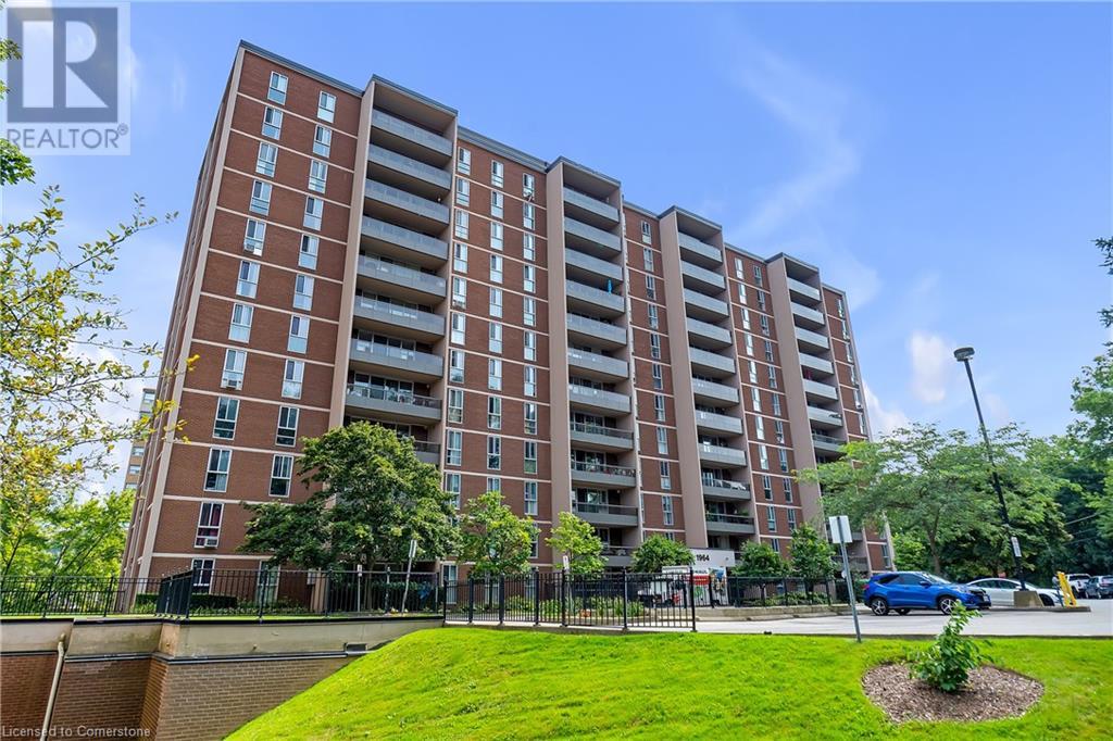 1964 MAIN Street W Unit# 401, Hamilton, Ontario