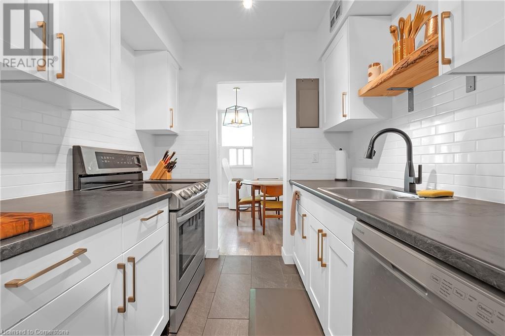 1964 Main Street W Unit# 401, Hamilton, Ontario  L8S 1J5 - Photo 16 - XH4204672