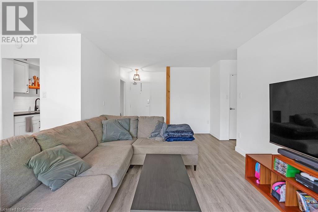 1964 Main Street W Unit# 401, Hamilton, Ontario  L8S 1J5 - Photo 14 - XH4204672