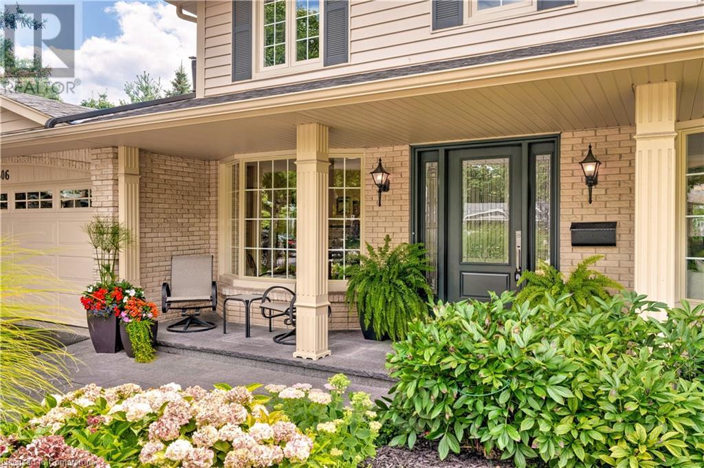 306 Oakwood Court, Burlington, Ontario  L7N 1W9 - Photo 2 - XH4204708