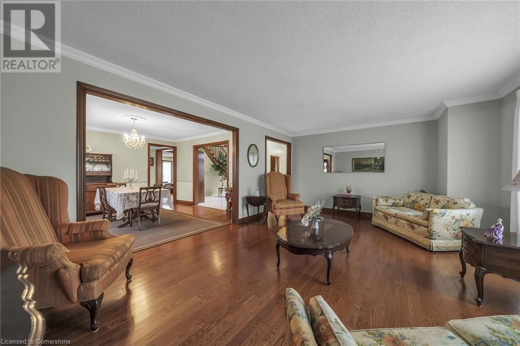 3 Shoreline Crescent, Grimsby, Ontario  L3M 5B1 - Photo 8 - XH4204752