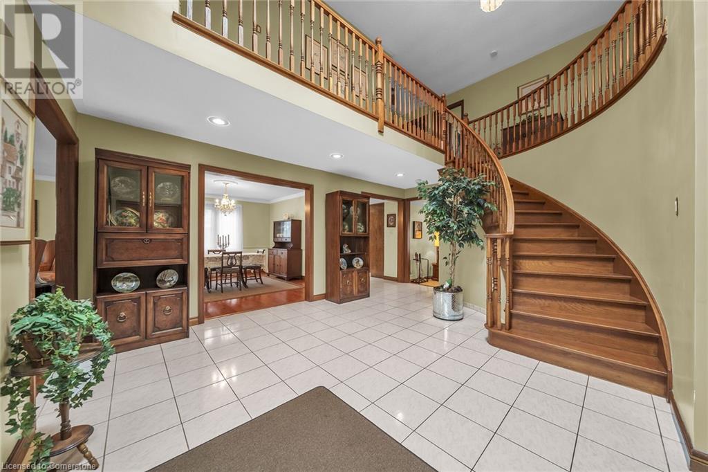 3 Shoreline Crescent, Grimsby, Ontario  L3M 5B1 - Photo 6 - XH4204752