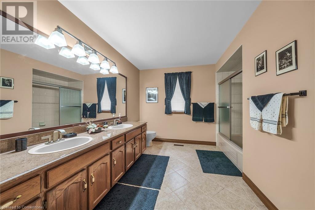3 Shoreline Crescent, Grimsby, Ontario  L3M 5B1 - Photo 33 - XH4204752