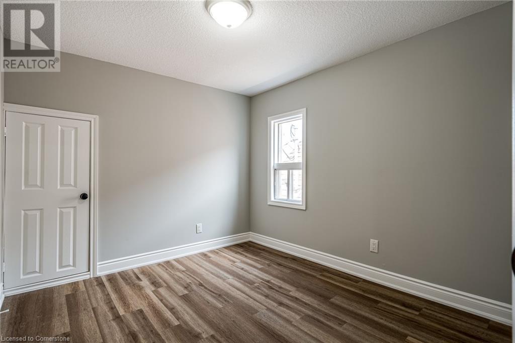 26 Cambridge Avenue, Hamilton, Ontario  L8H 1T5 - Photo 19 - XH4204803