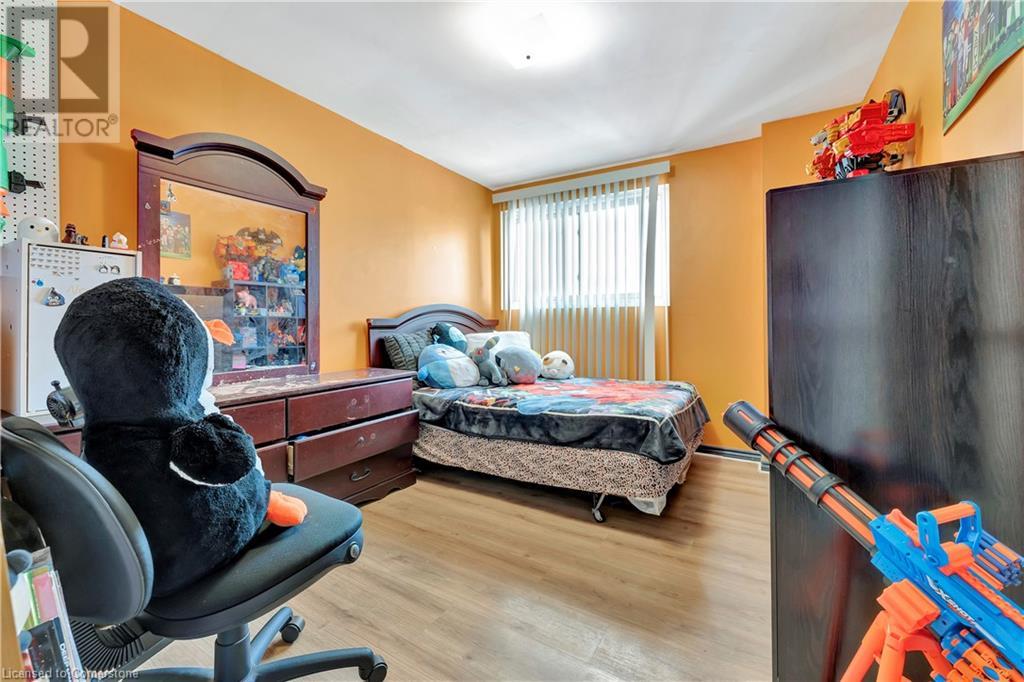 225 Parkdale Avenue N, Hamilton, Ontario  L8H 5X4 - Photo 33 - XH4204867