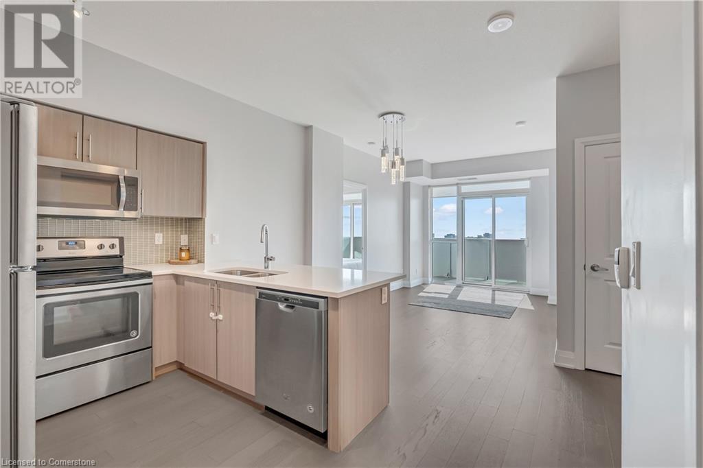 55 Speers Road Unit# 1106, Oakville, Ontario L6K 0H9 - Photo 4 - XH4204932