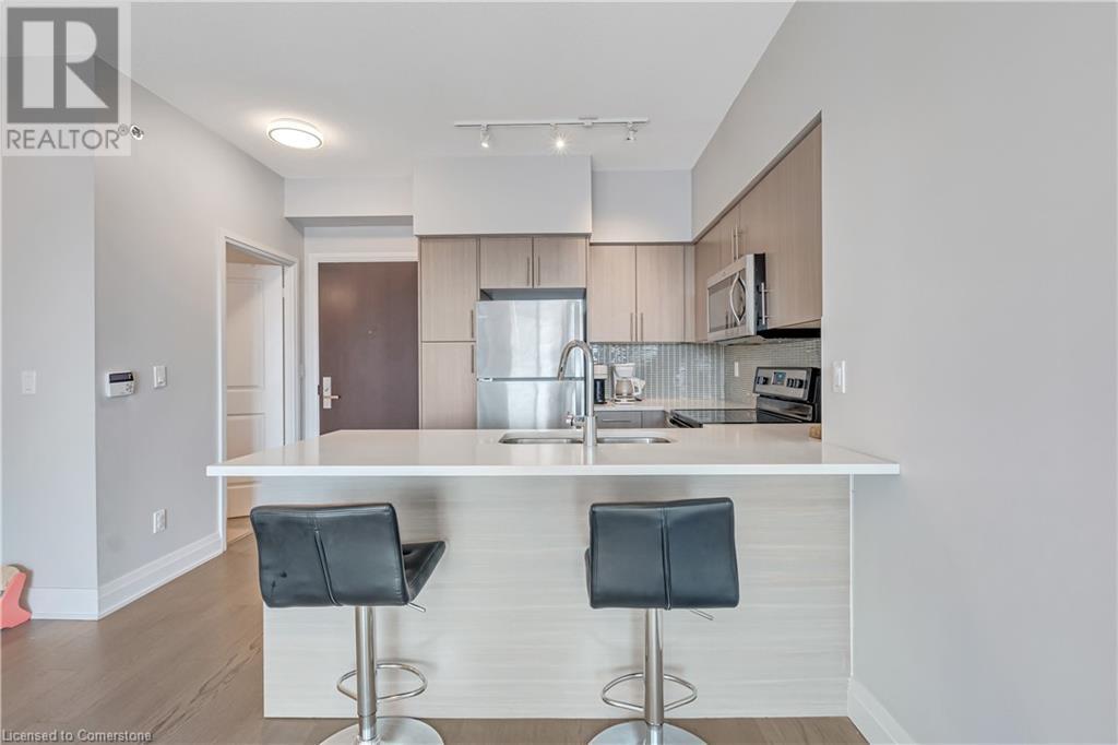 55 Speers Road Unit# 1106, Oakville, Ontario L6K 0H9 - Photo 13 - XH4204932