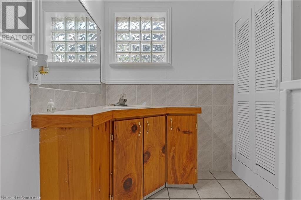 506 Alder Street W, Haldimand County, Ontario  N1A 1S3 - Photo 15 - XH4204969