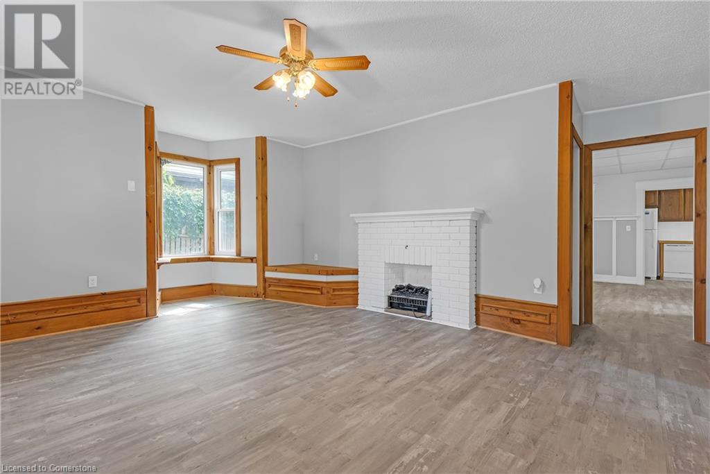 506 Alder Street W, Haldimand County, Ontario  N1A 1S3 - Photo 3 - XH4204971