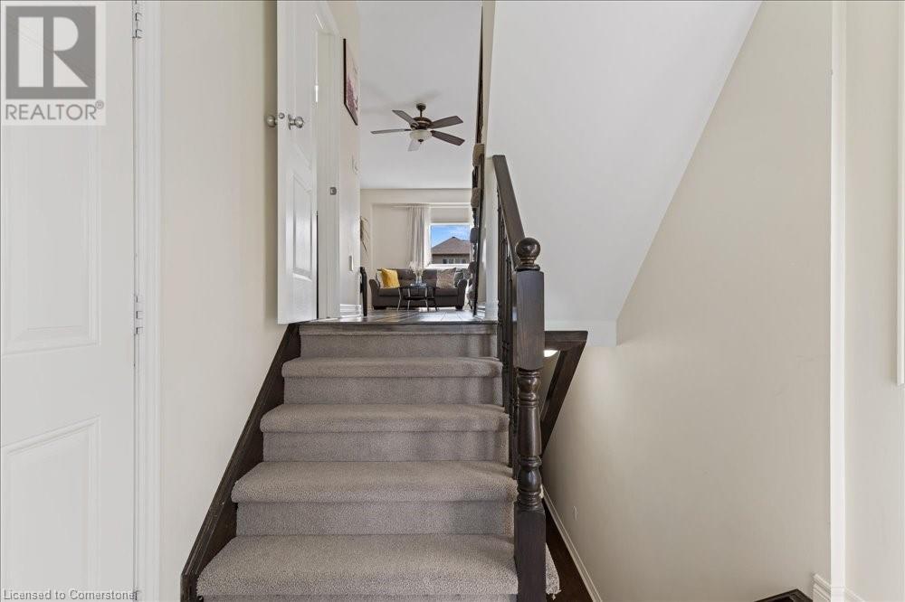 40 Dartmouth Gate Unit# 12, Stoney Creek, Ontario L8E 0C4 - Photo 3 - XH4205059