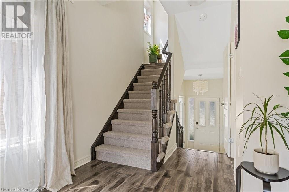 40 Dartmouth Gate Unit# 12, Stoney Creek, Ontario L8E 0C4 - Photo 4 - XH4205059