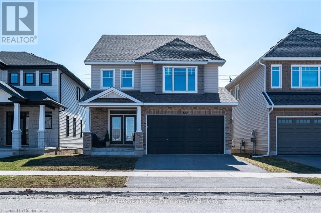 648 HALLOWAY  (UPPER LEVEL) Drive, kingston, Ontario