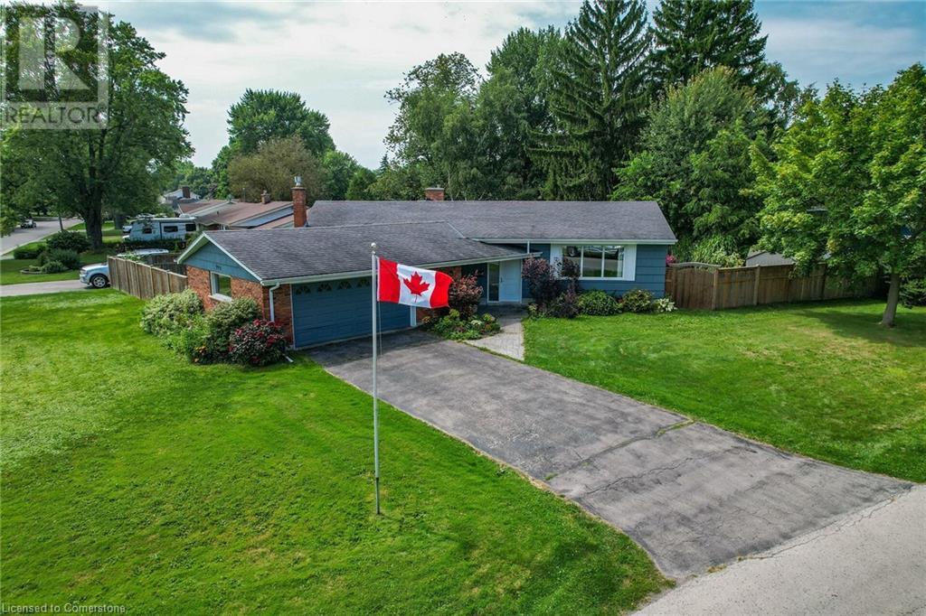998 JOHN Street, Dunnville, Ontario