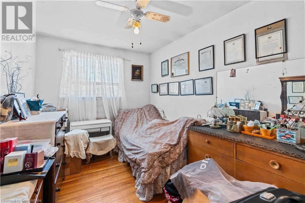 2126 Pashak CourtMississauga, Ontario  L5A 1H7 - Photo 15 - XH4205218