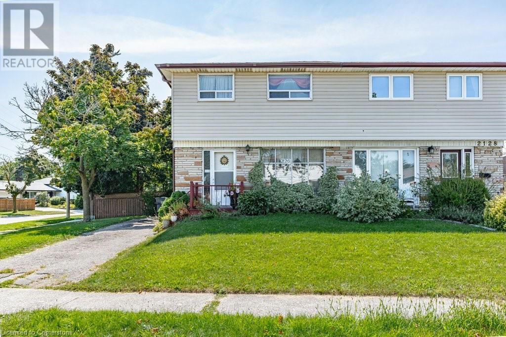 2126 Pashak CourtMississauga, Ontario  L5A 1H7 - Photo 1 - XH4205218