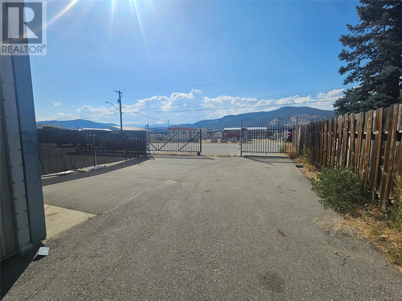 15827 Industrial Avenue Summerland