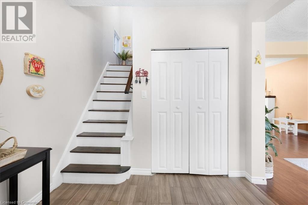 29 St Matthews Avenue, Hamilton, Ontario  L8L 5P4 - Photo 6 - XH4206877