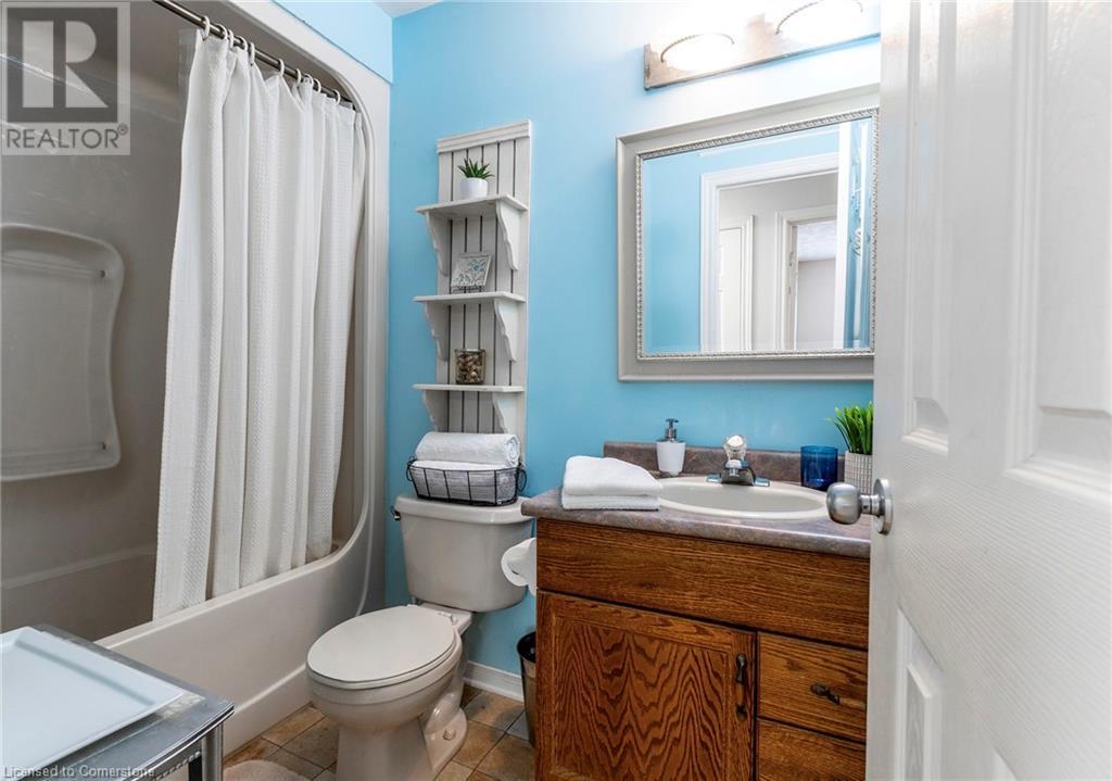 817 Woodside Court, Fort Erie, Ontario  L2A 6R5 - Photo 12 - 40648676