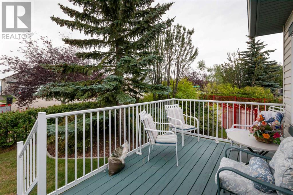 5 Rocky Ridge Gardens Nw, Calgary, Alberta  T3G 4V7 - Photo 30 - A2165053