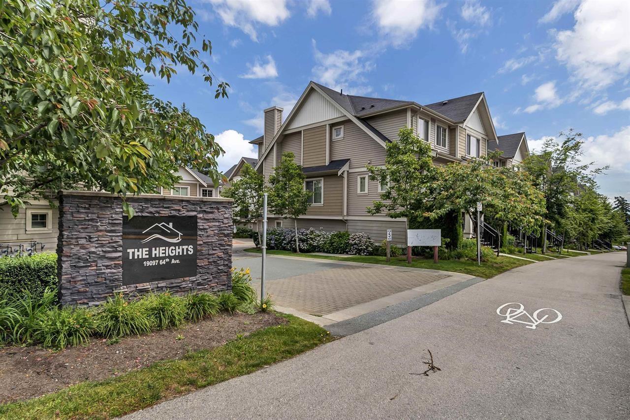 26 19097 64 AVENUE, surrey, British Columbia