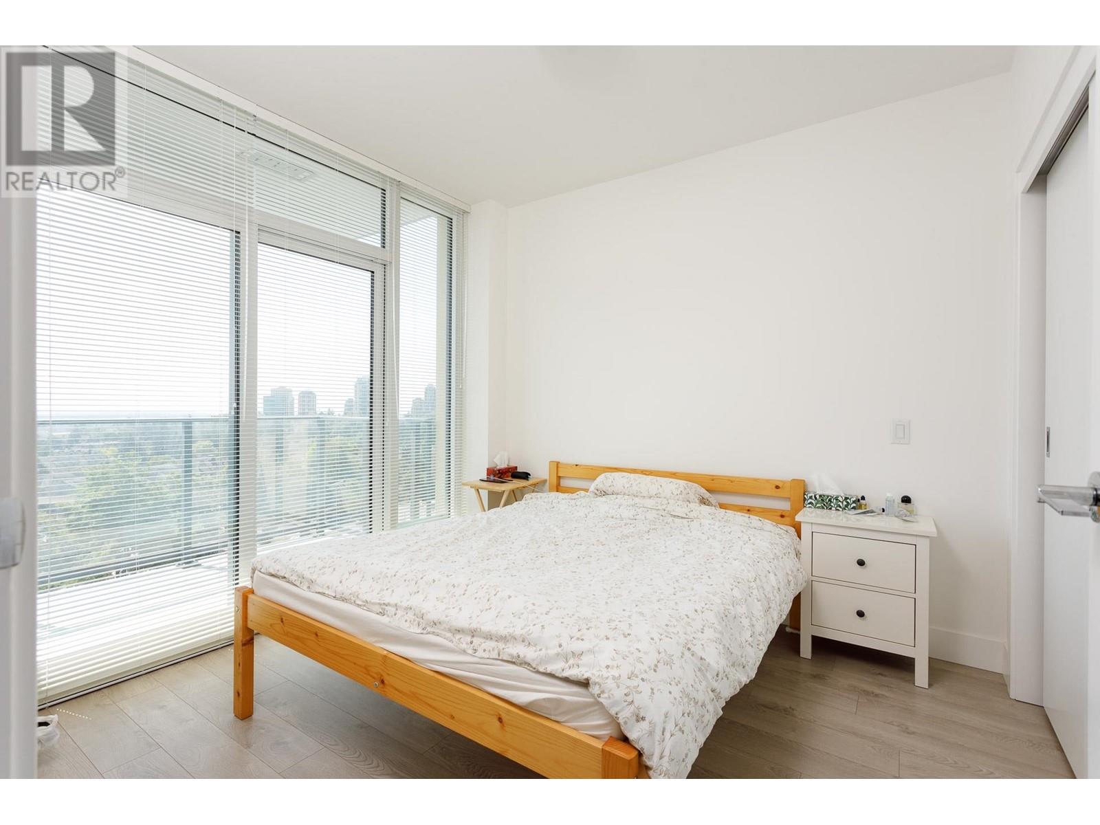 Listing Picture 19 of 32 : 609 7388 KINGSWAY, Burnaby / 本拿比 - 魯藝地產 Yvonne Lu Group - MLS Medallion Club Member