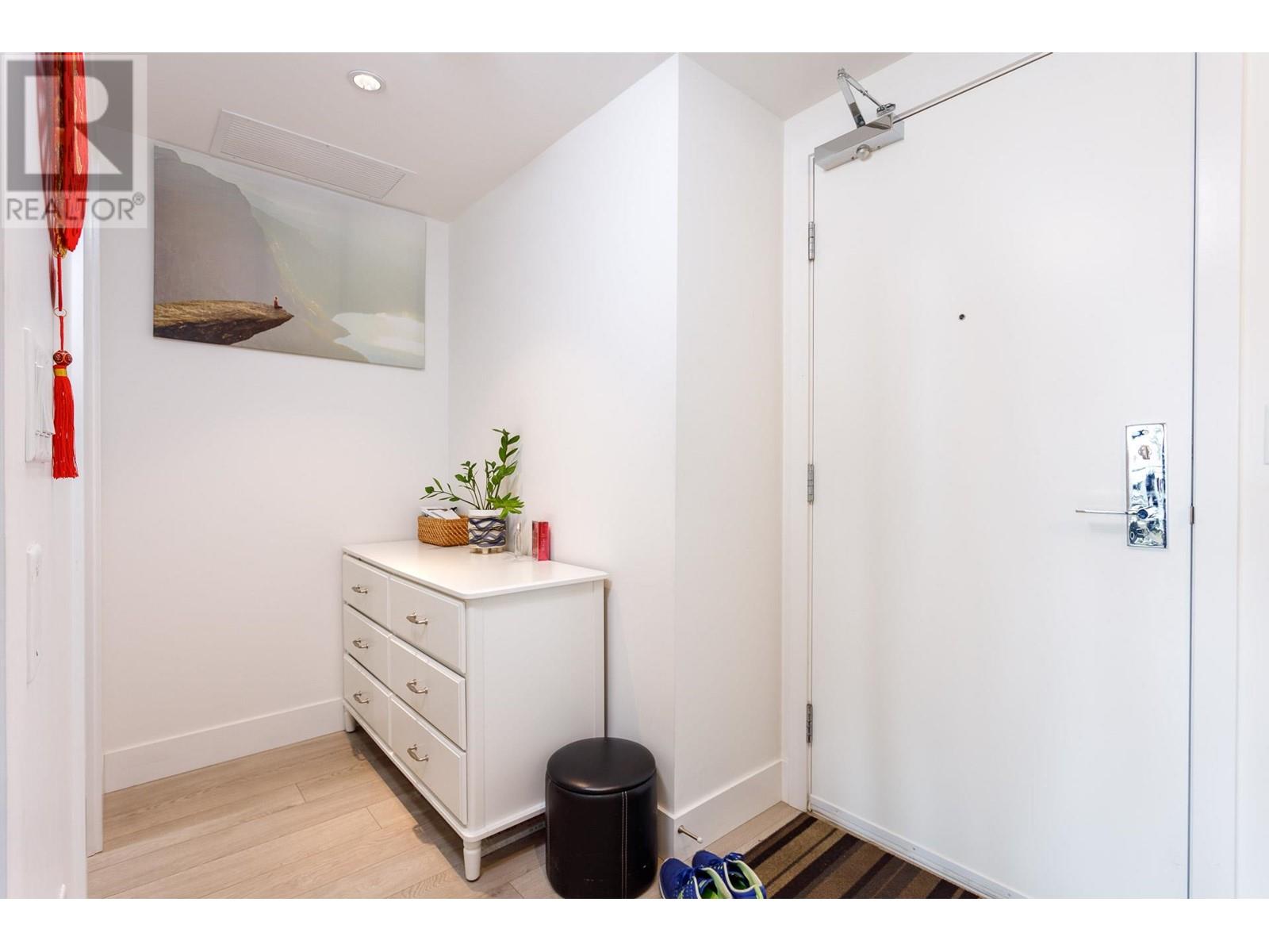 Listing Picture 25 of 32 : 609 7388 KINGSWAY, Burnaby / 本拿比 - 魯藝地產 Yvonne Lu Group - MLS Medallion Club Member