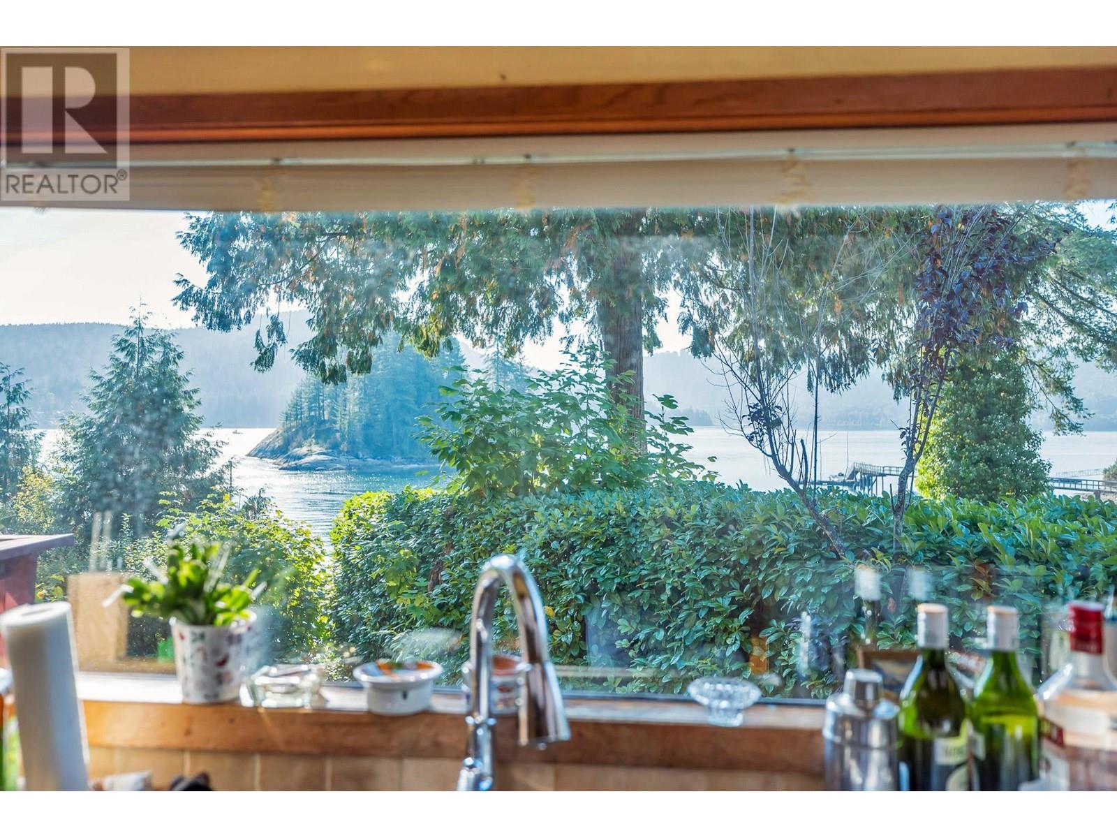 4573 Strathcona Road, North Vancouver, British Columbia  V7G 1G7 - Photo 18 - R2926658