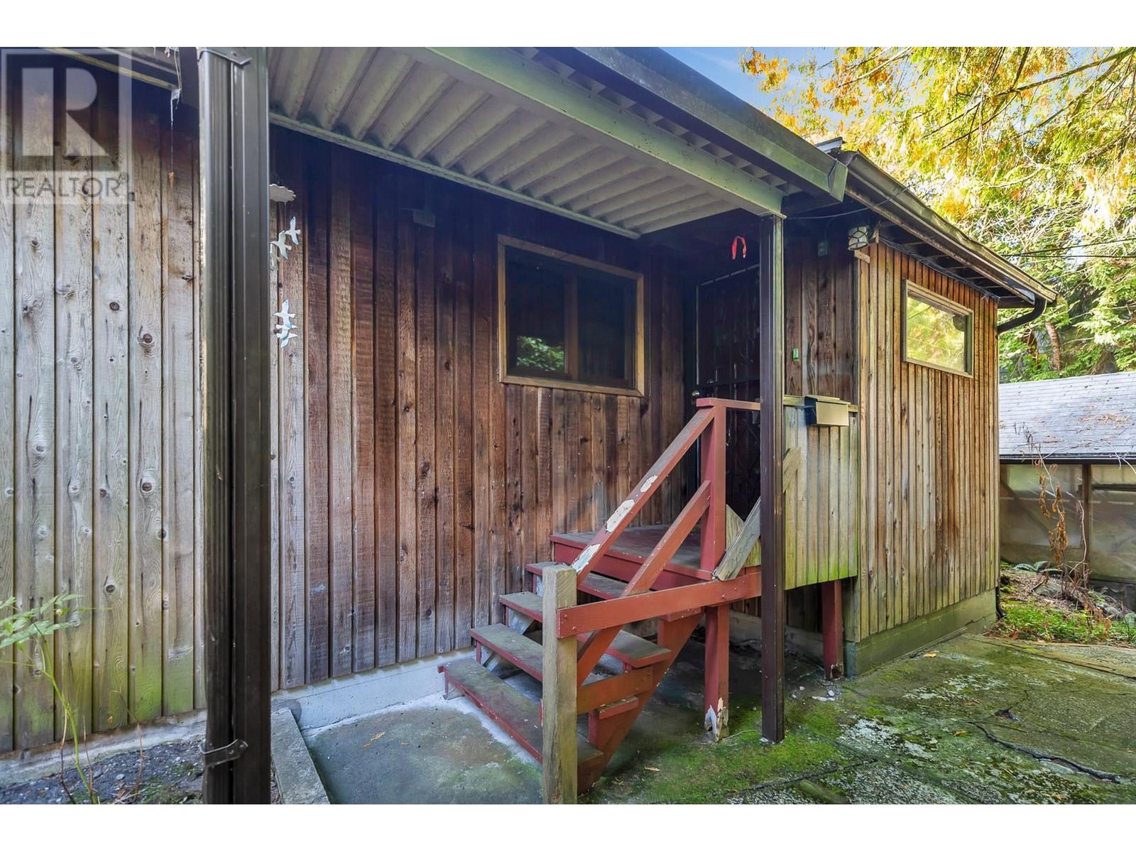 4573 Strathcona Road, North Vancouver, British Columbia  V7G 1G7 - Photo 39 - R2926658
