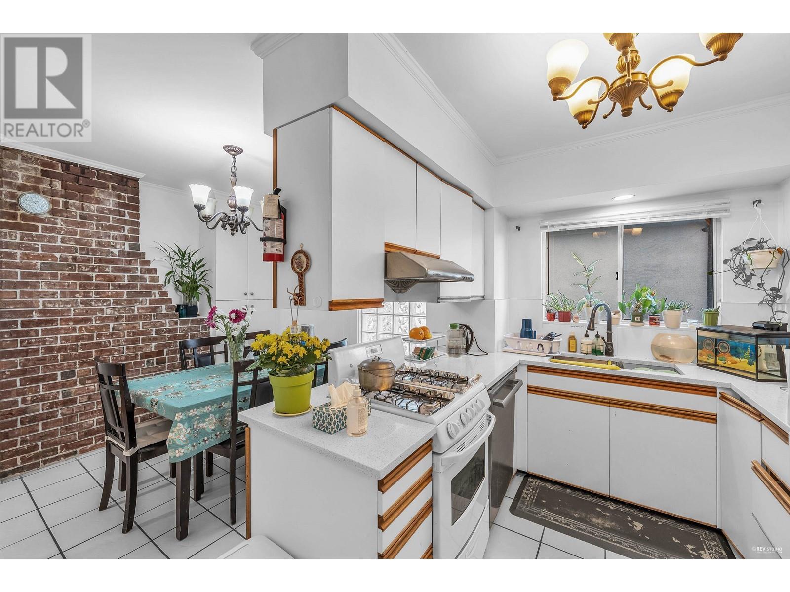 20 E 60th Avenue, Vancouver, British Columbia  V5X 1Z6 - Photo 8 - R2926705