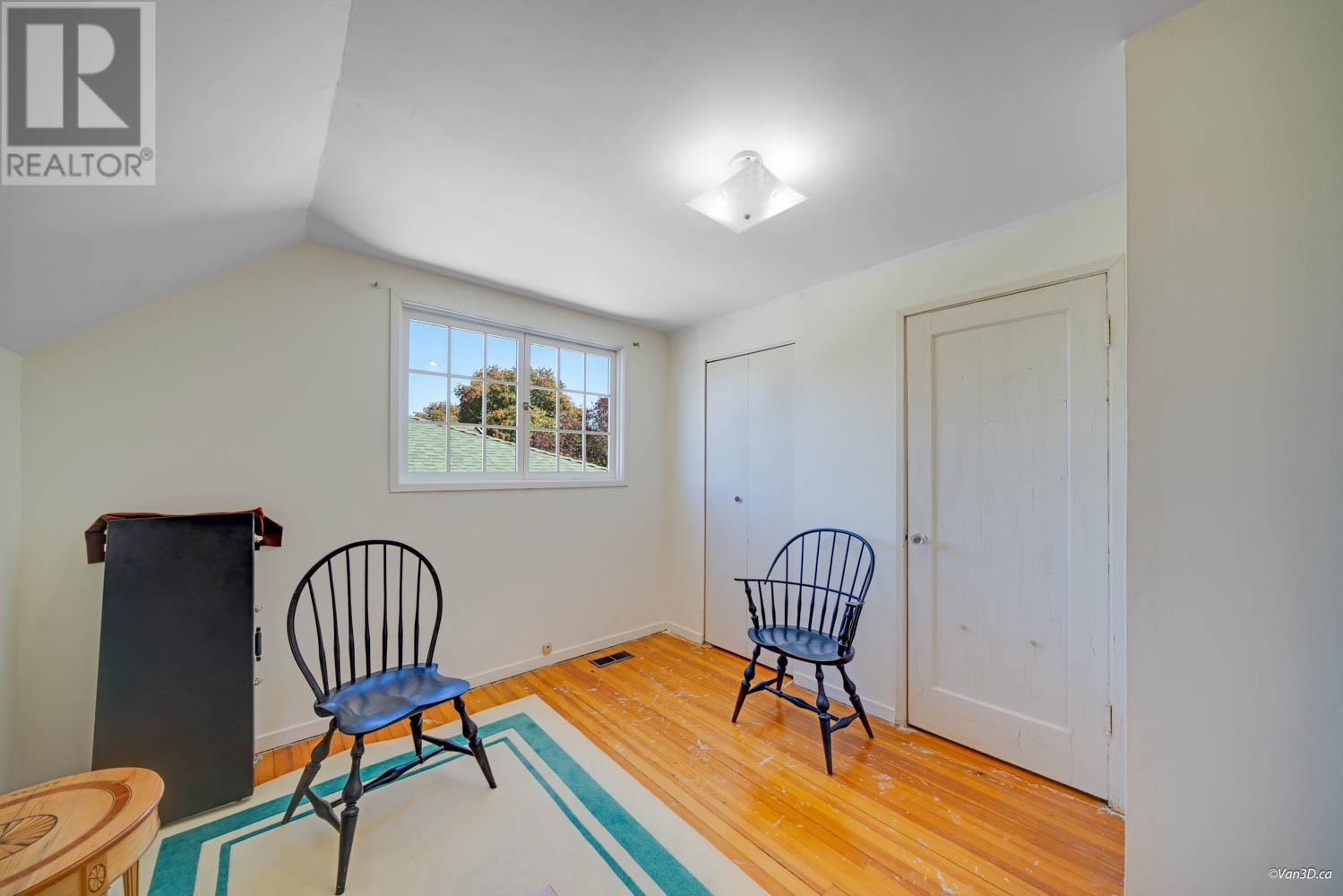 Listing Picture 21 of 31 : 3463 MONS DRIVE, Vancouver / 溫哥華 - 魯藝地產 Yvonne Lu Group - MLS Medallion Club Member