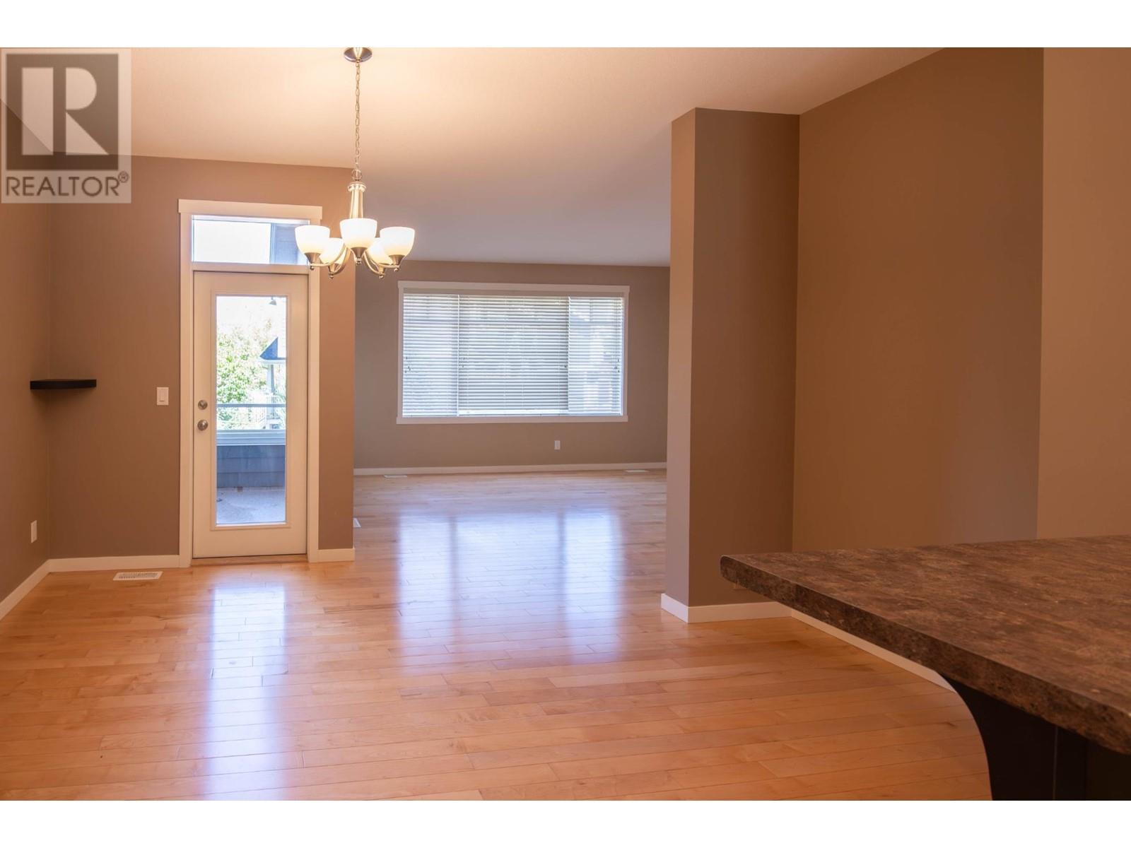 48-2860 Valleyview Drive, Kamloops, British Columbia  V2C 0B3 - Photo 5 - 180957
