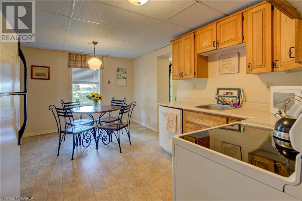 766 County Rd 2 Road, Lansdowne, Ontario  K0E 1L0 - Photo 7 - 40648523