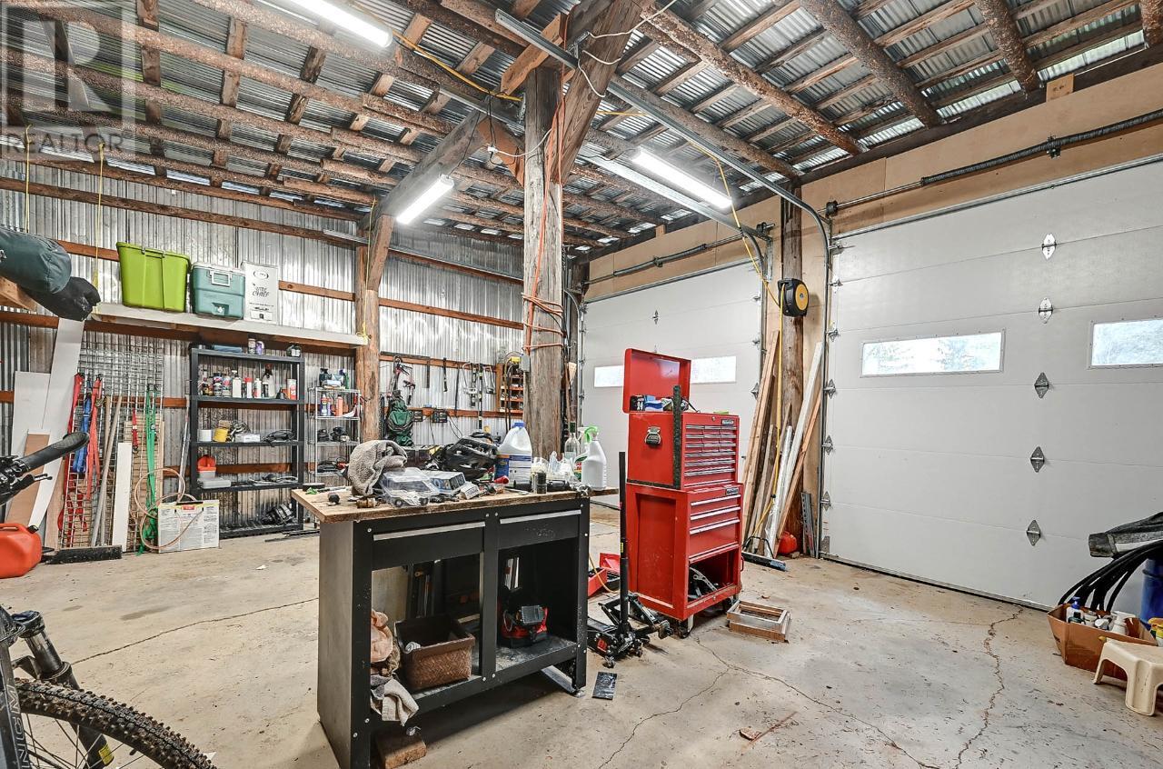 1120 Mountainview Road, Clearwater, British Columbia  V0E 1N1 - Photo 51 - 180969