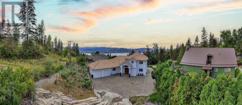 3044 Debeck Road Naramata