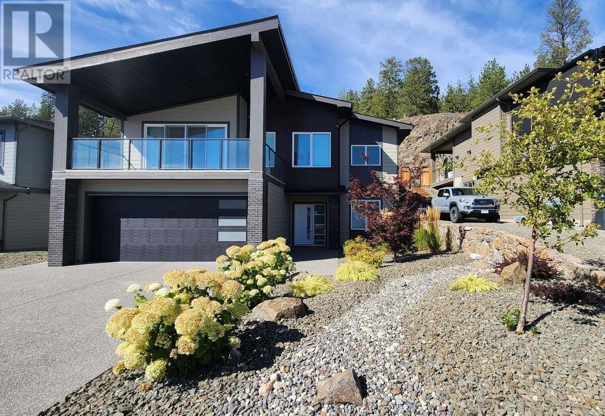 2590 Crown Crest Drive West Kelowna