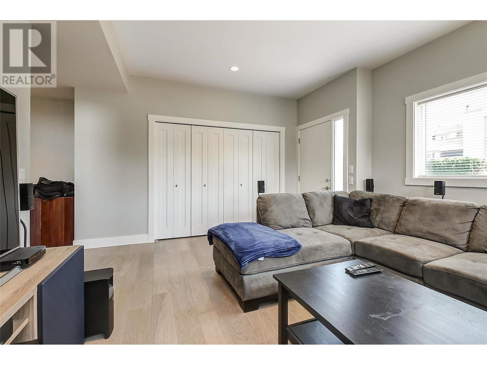 Property at 1480 Inkar Road image 4